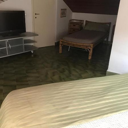 Appartamento La Mansarda Lecco Ngoại thất bức ảnh