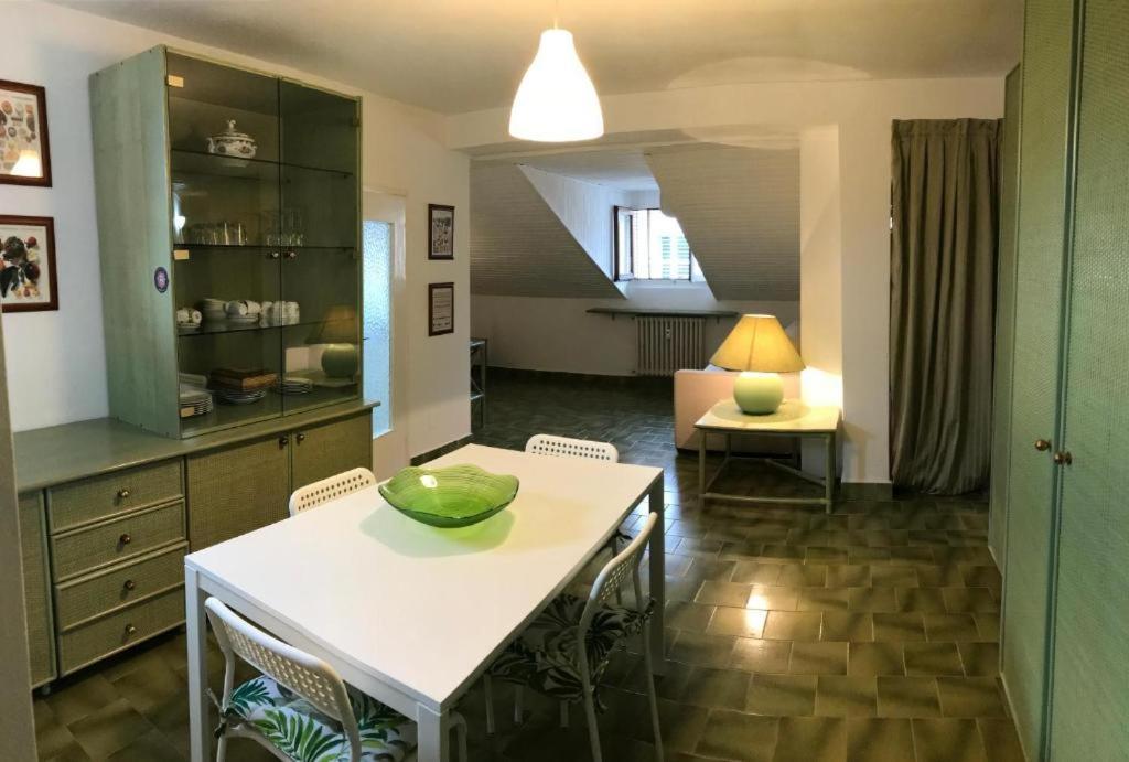 Appartamento La Mansarda Lecco Ngoại thất bức ảnh