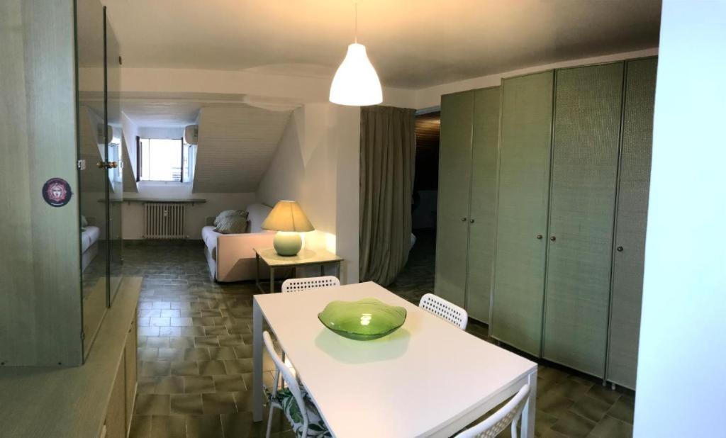 Appartamento La Mansarda Lecco Ngoại thất bức ảnh
